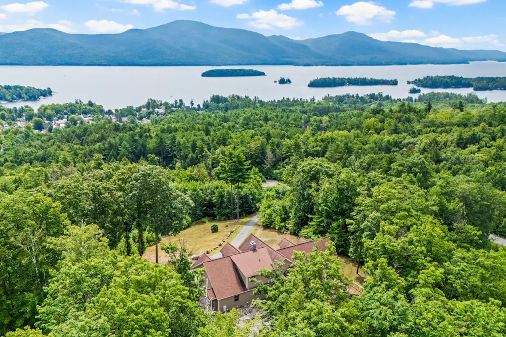 37 Lake Ridge Rd