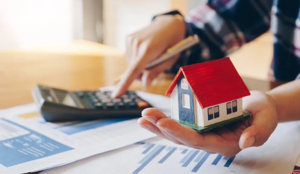 What Happens to Home Values During Economic Uncertainty?