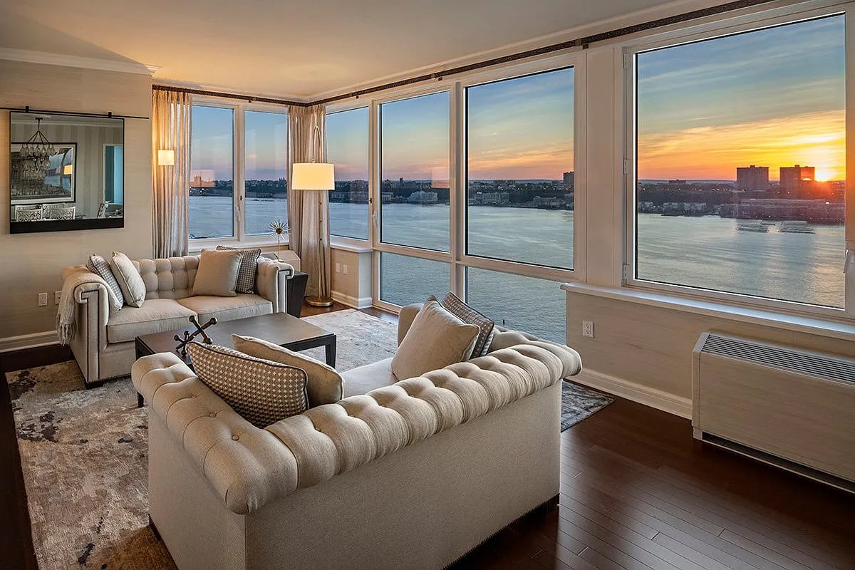 80 Riverside Blvd #22D