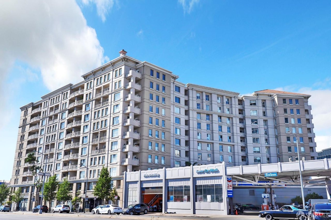 140 South Van Ness Ave, #1102