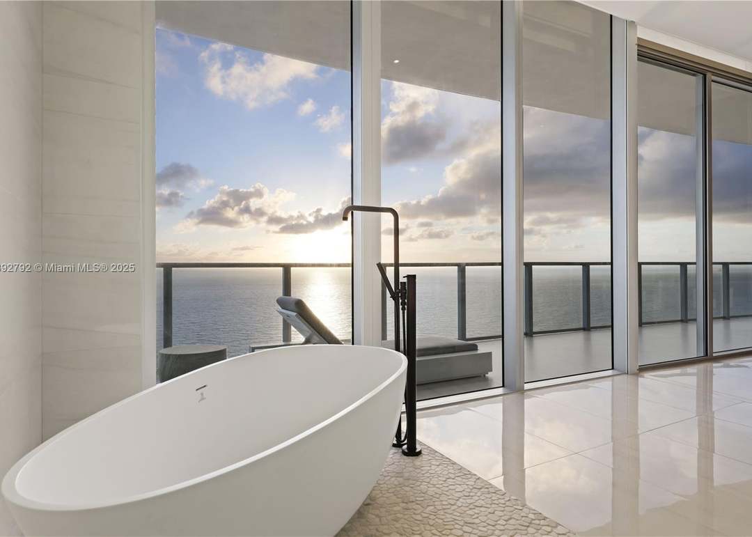 2200 N Ocean Blvd Unit S2301
