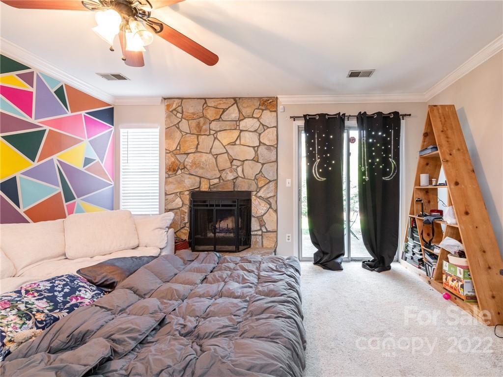 8251 Golf Ridge Dr