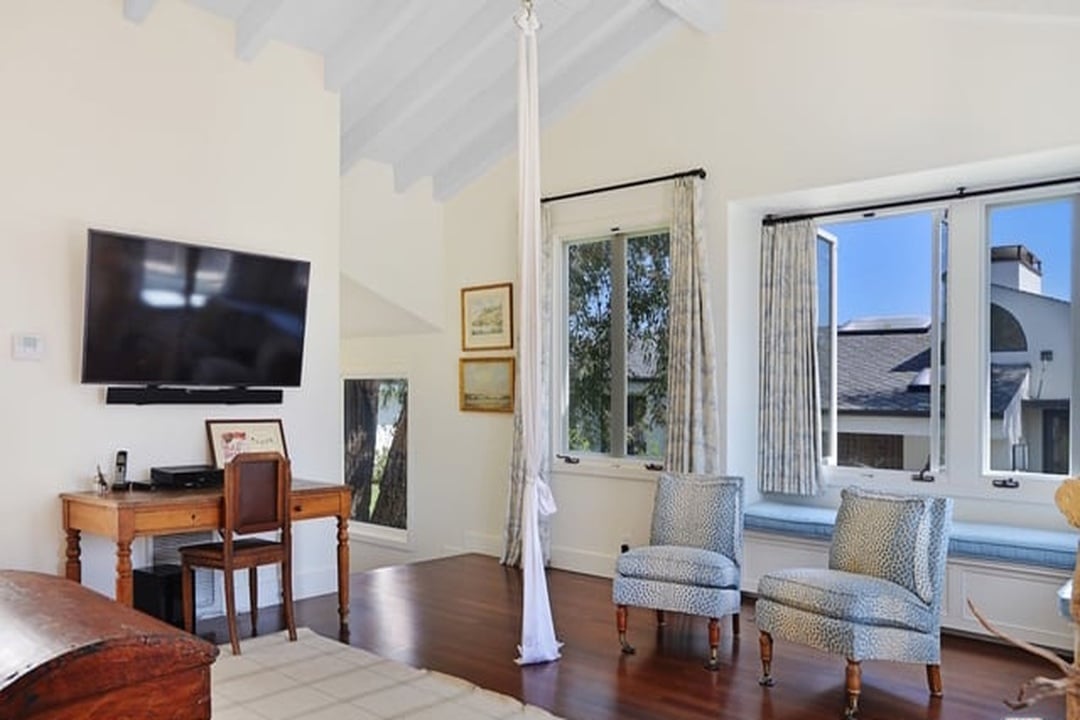 Skyreach Pavilion, Birdview Ave, 90265