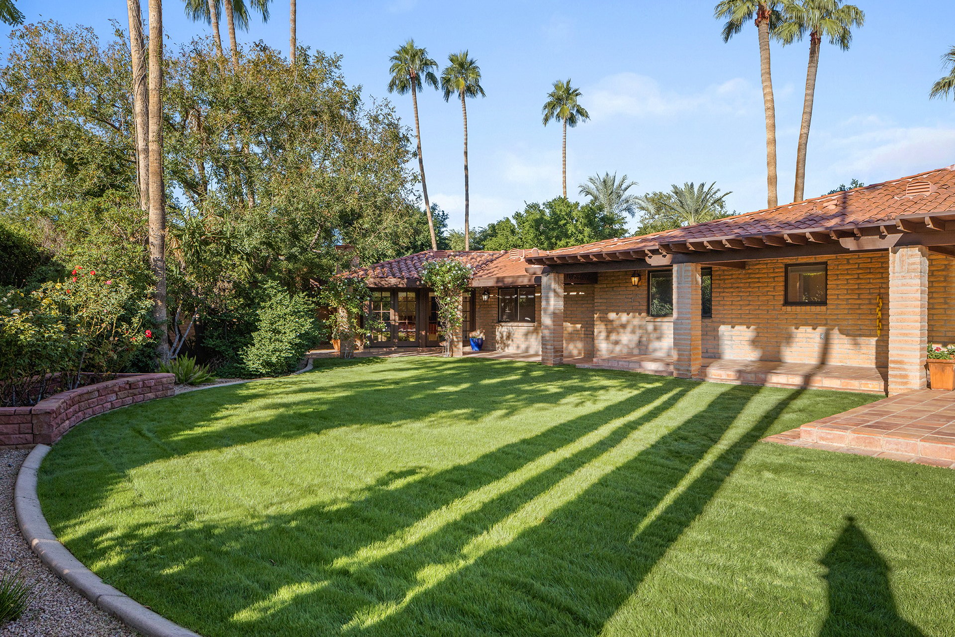 5401 E MARIPOSA Street