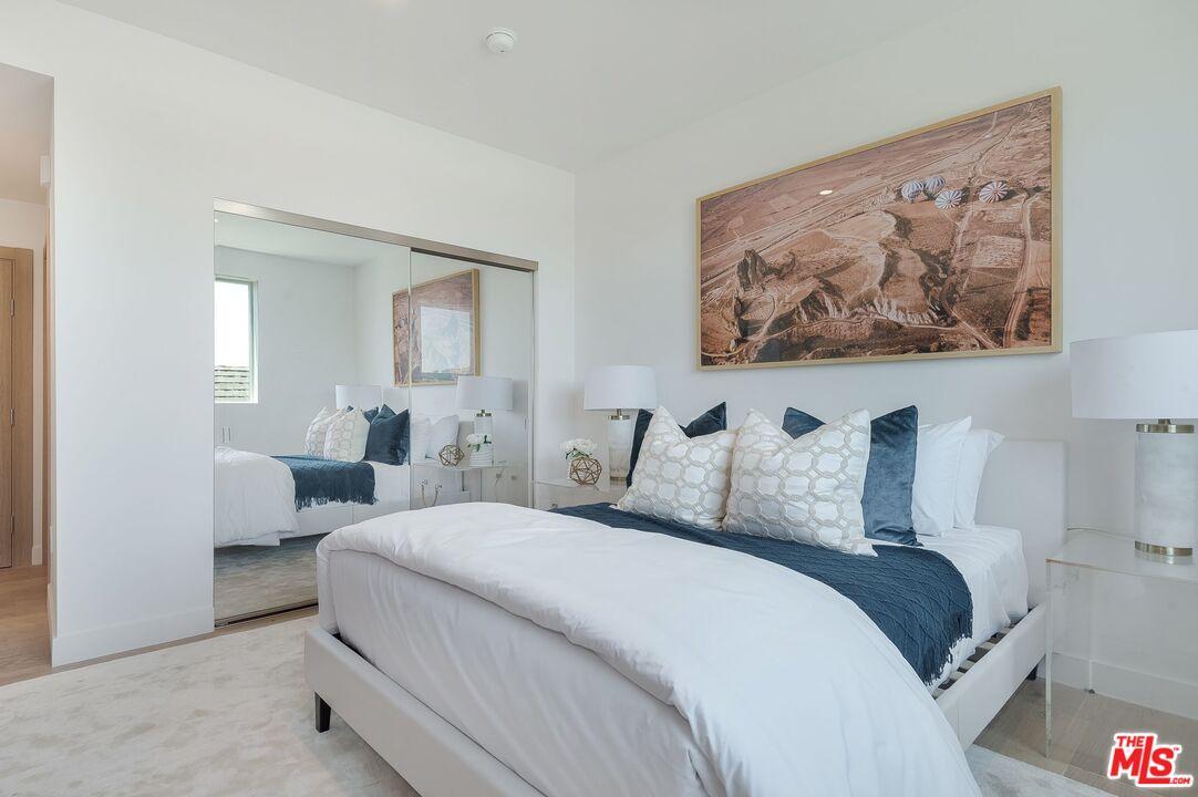 1367 N Alta Vista BLVD Unit: 304