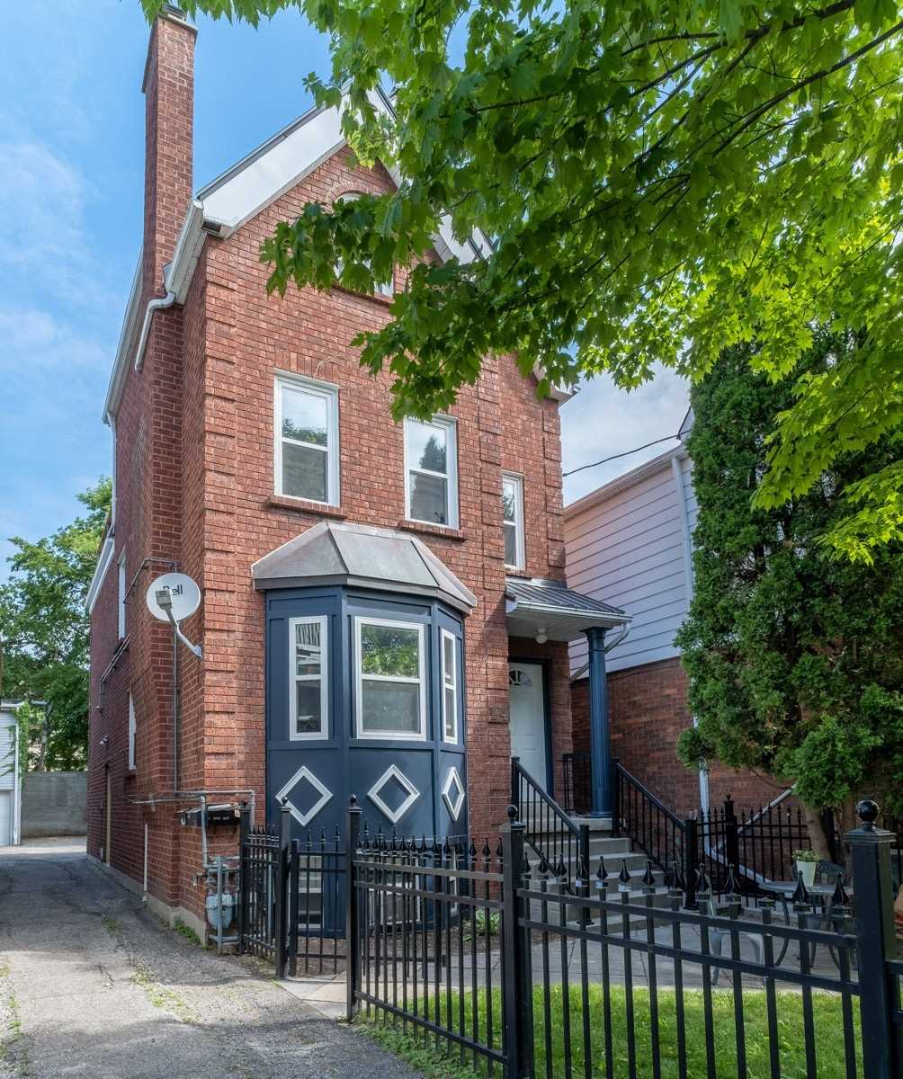 14 Ashland Ave