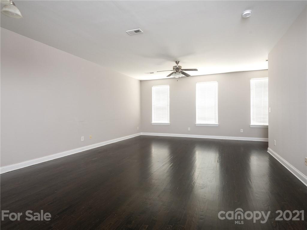 2421 Bonterra Blvd #405