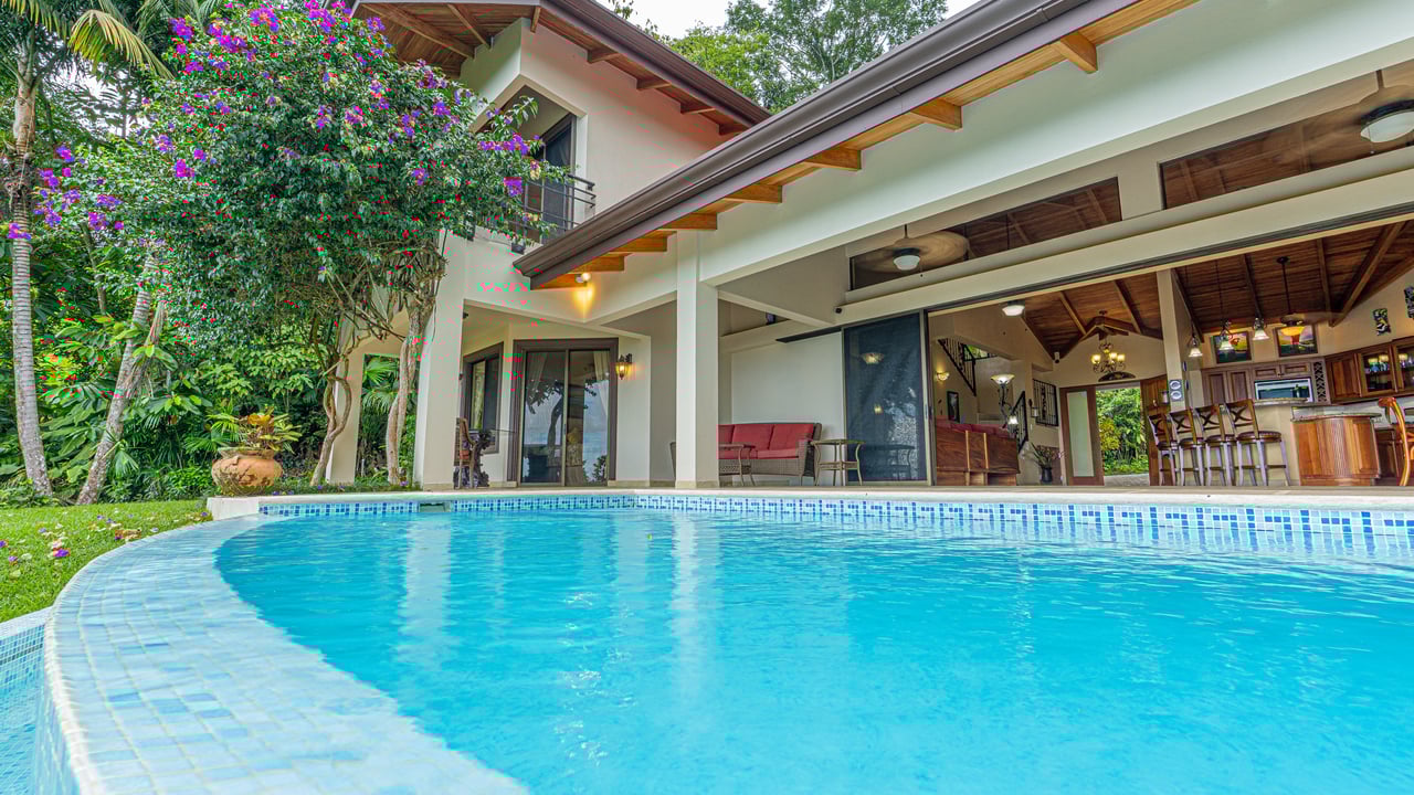 Private Luxury Villa with Whale Tail Ocean View Close to Downtown Uvita