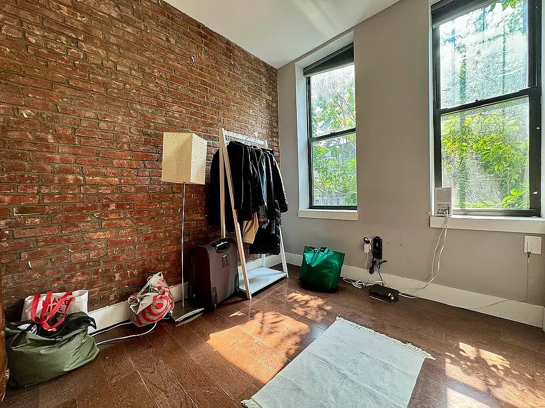 204 Starr St 3F