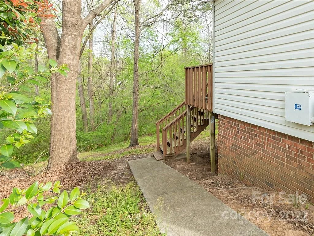 9121 Nathaniel Russell Ln