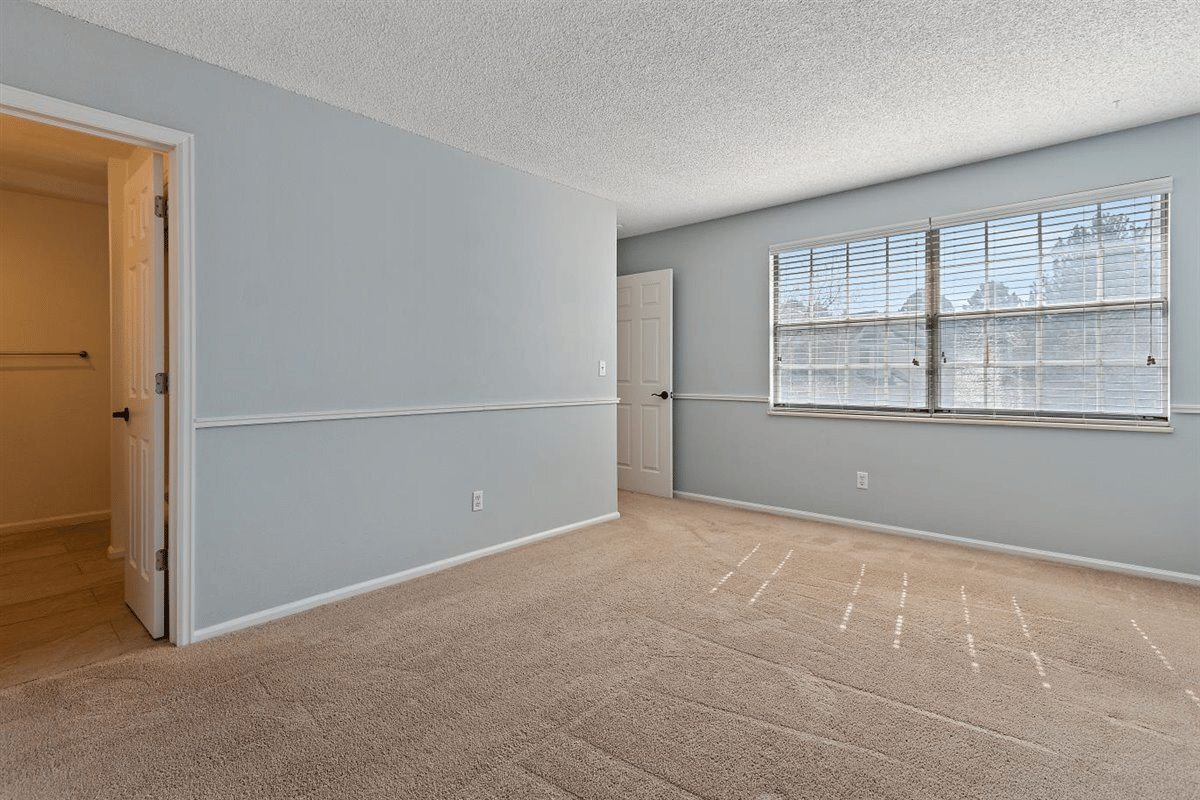 Just Listed: Beautifully Remodeled Townhome in Aurora