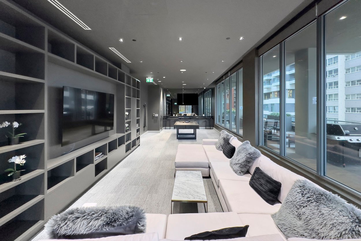 25 Holly St Unit: 708