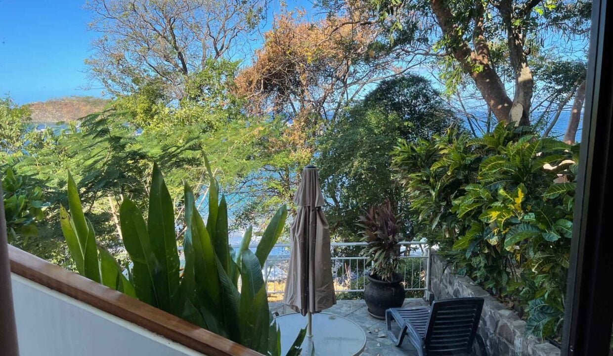 Private terraced garden