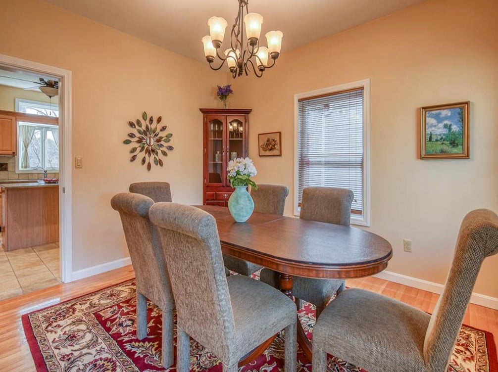 6 Fresh Pond Rd
