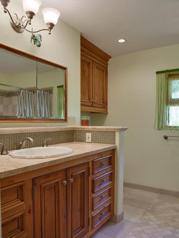 1365 Estrella Dr