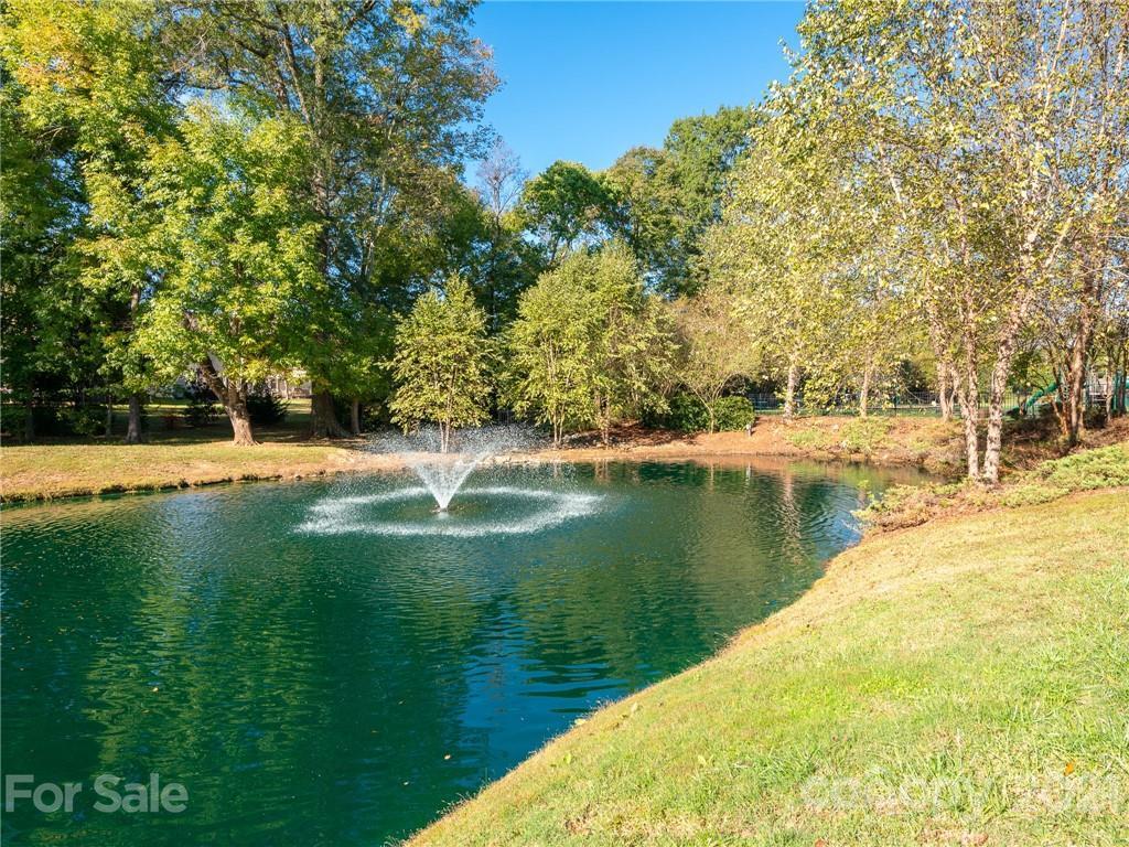 2421 Bonterra Blvd #405