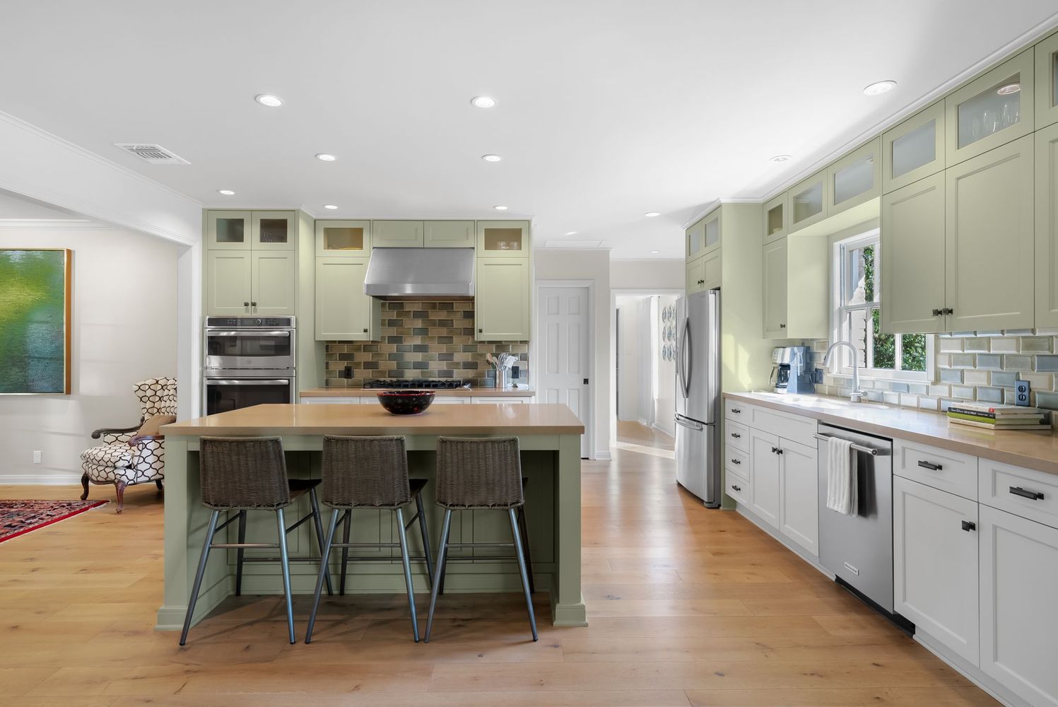 3416 Mt Barker Dr