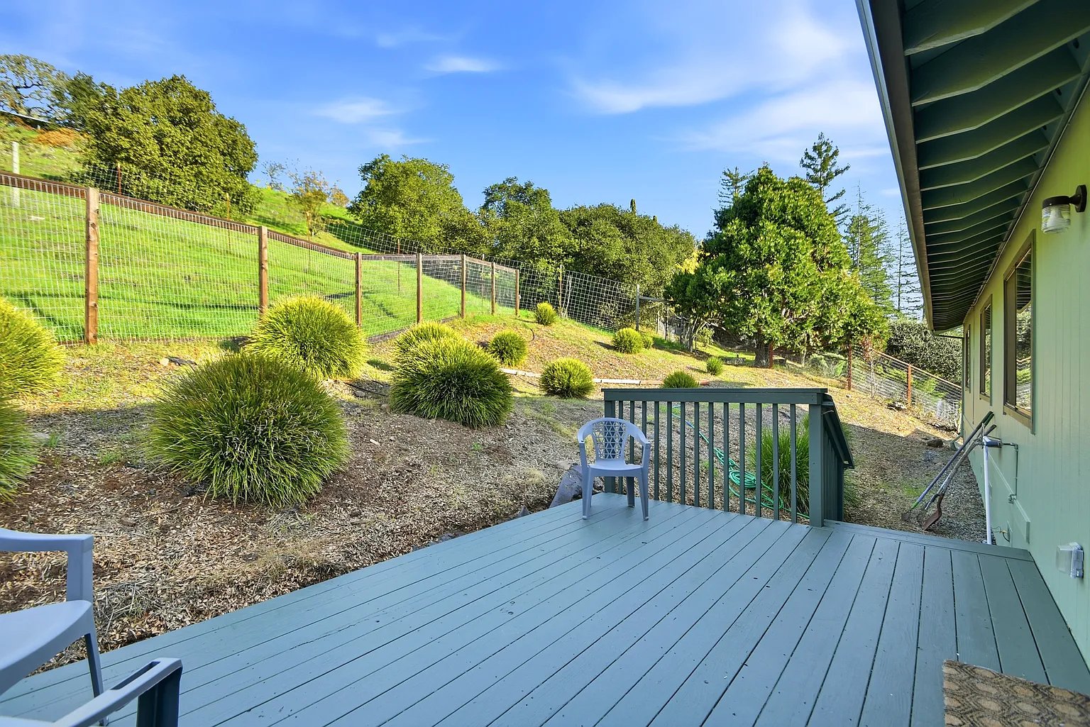 5827 La Cuesta Dr