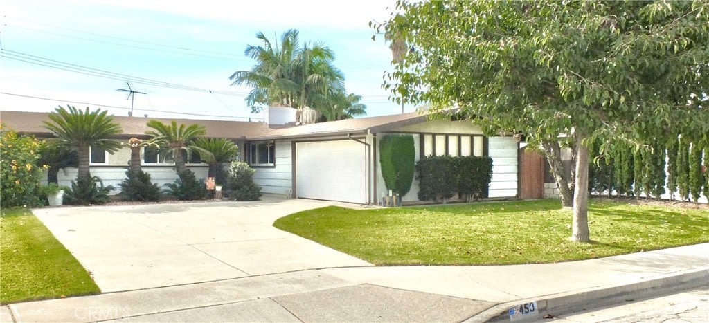 453 Princeton Dr