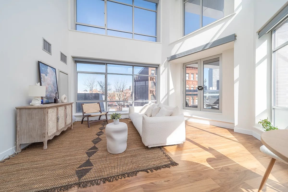 10-63 Jackson Ave #3D