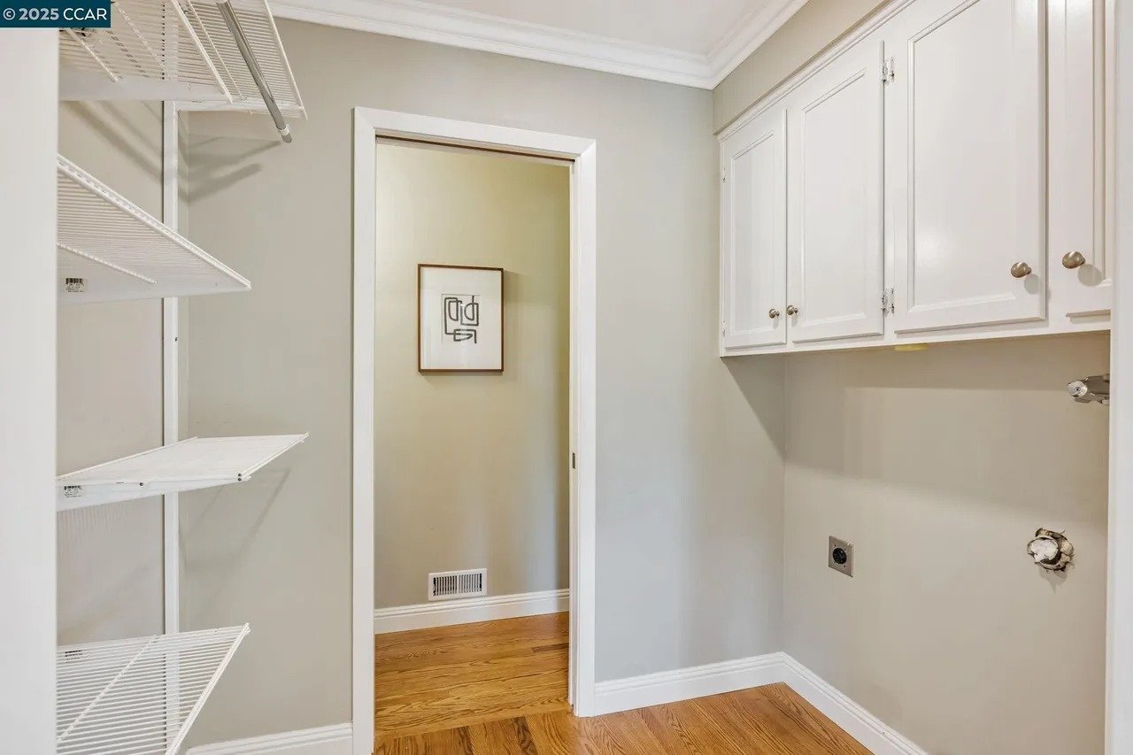 372 Birchwood Dr