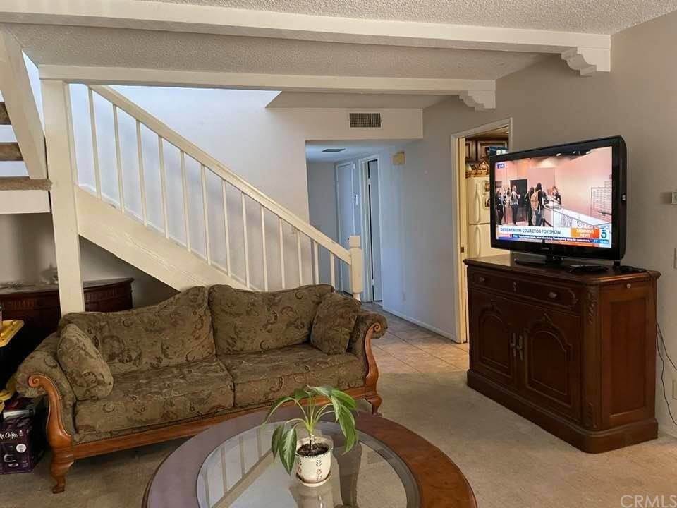 2378 Raintree Dr