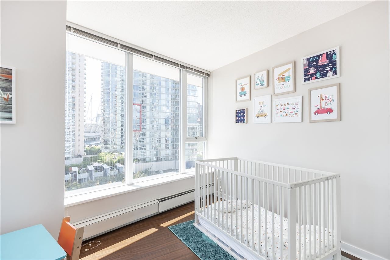 188 Keefer Pl, #1607