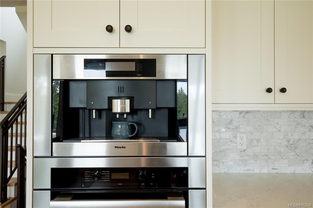 2018 Pebble Dr