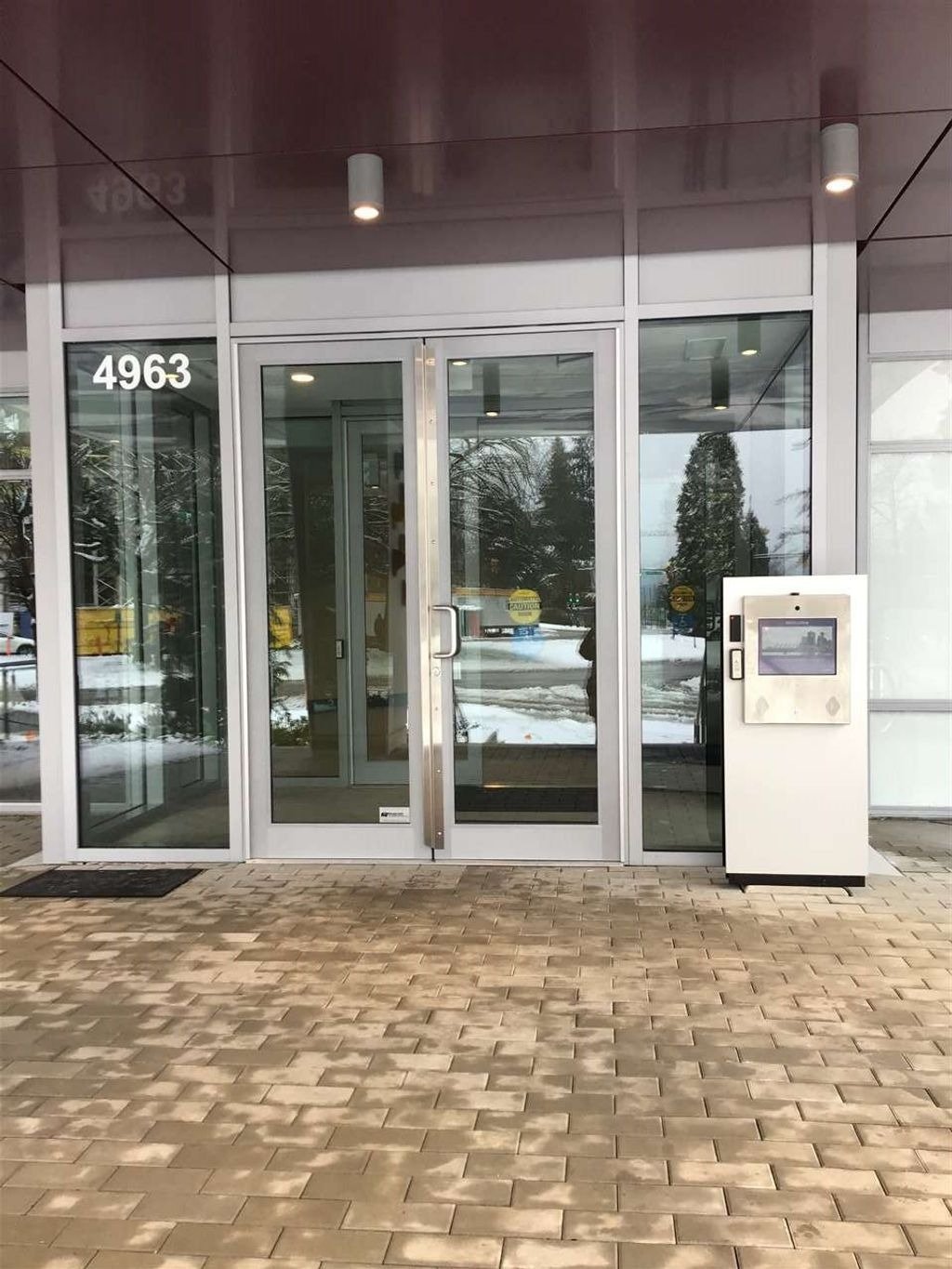 4963 Cambie St, #311