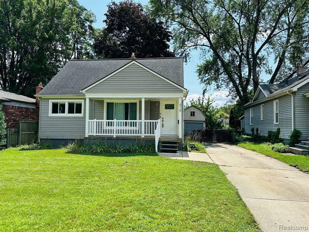 618 Montrose Ave