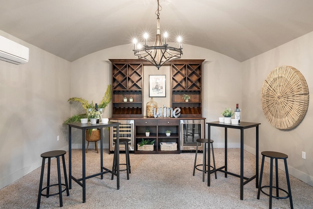 Horseman's Paradise in the heart of Dripping Springs