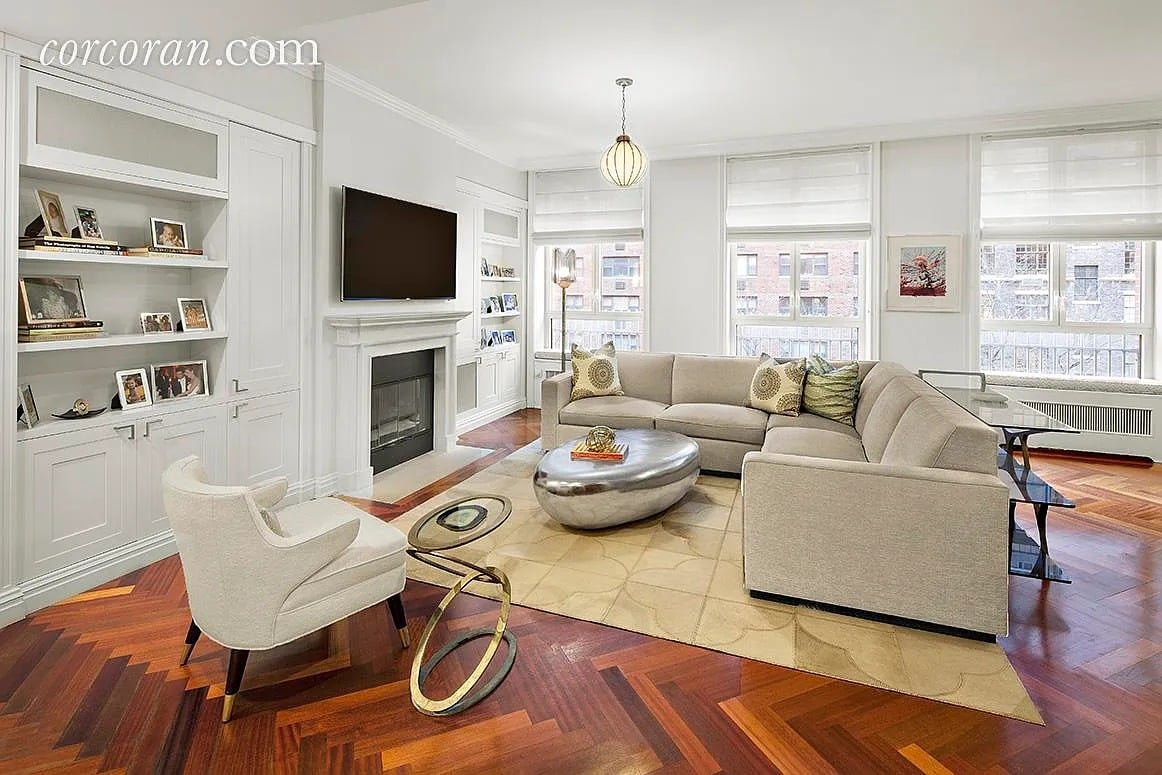 330 E 72nd St APT 4