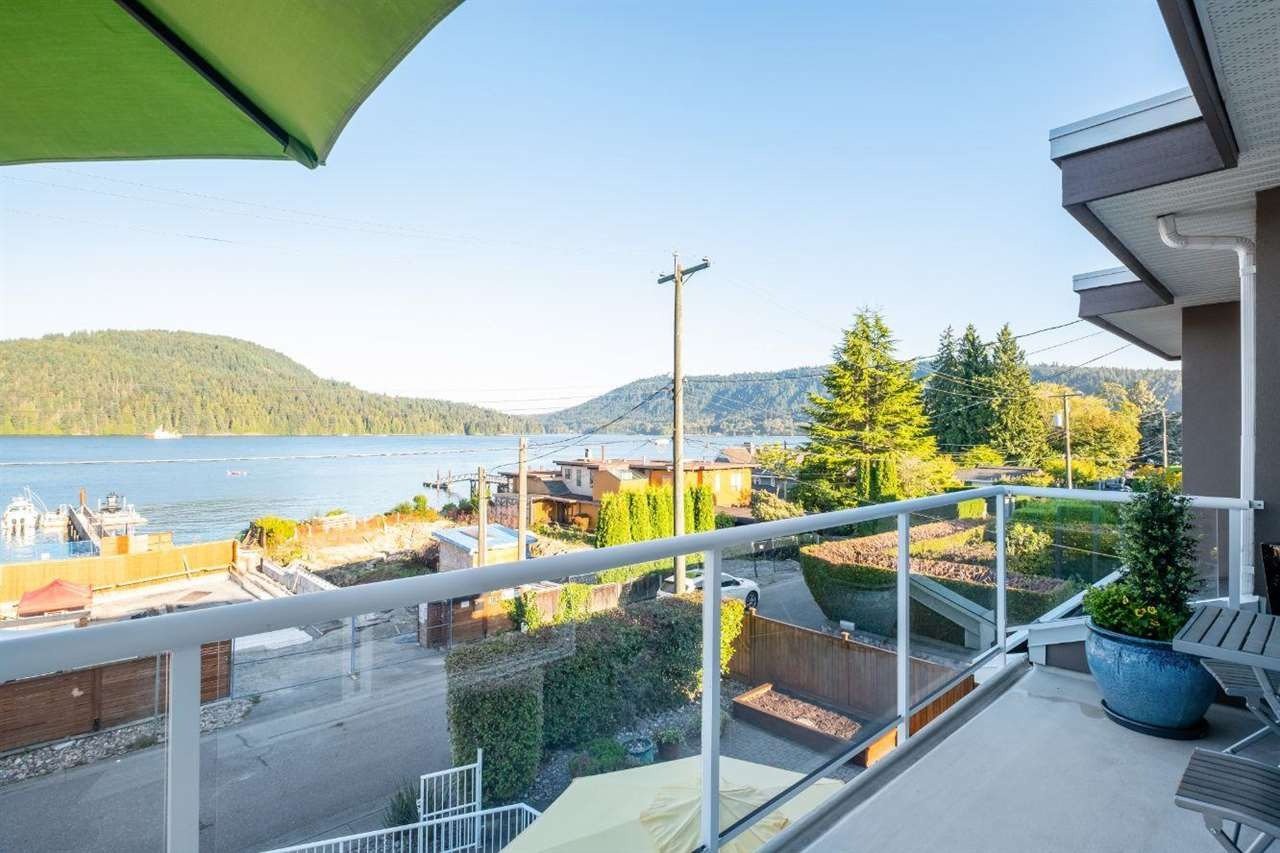 386 Beachview Dr