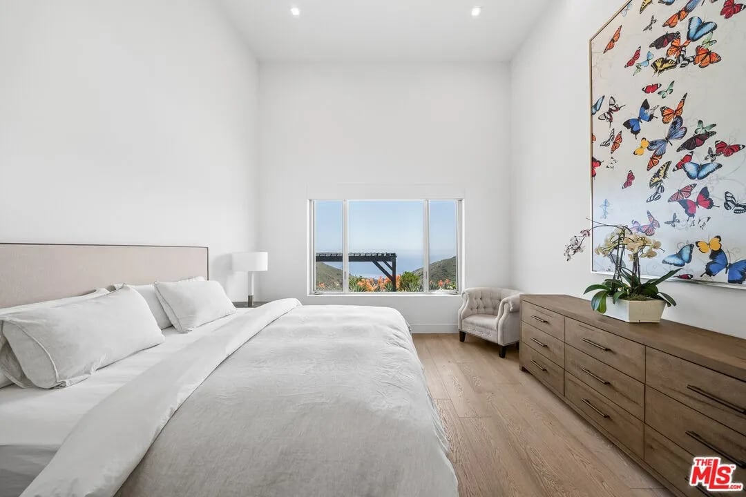 10715 Yerba Buena Rd