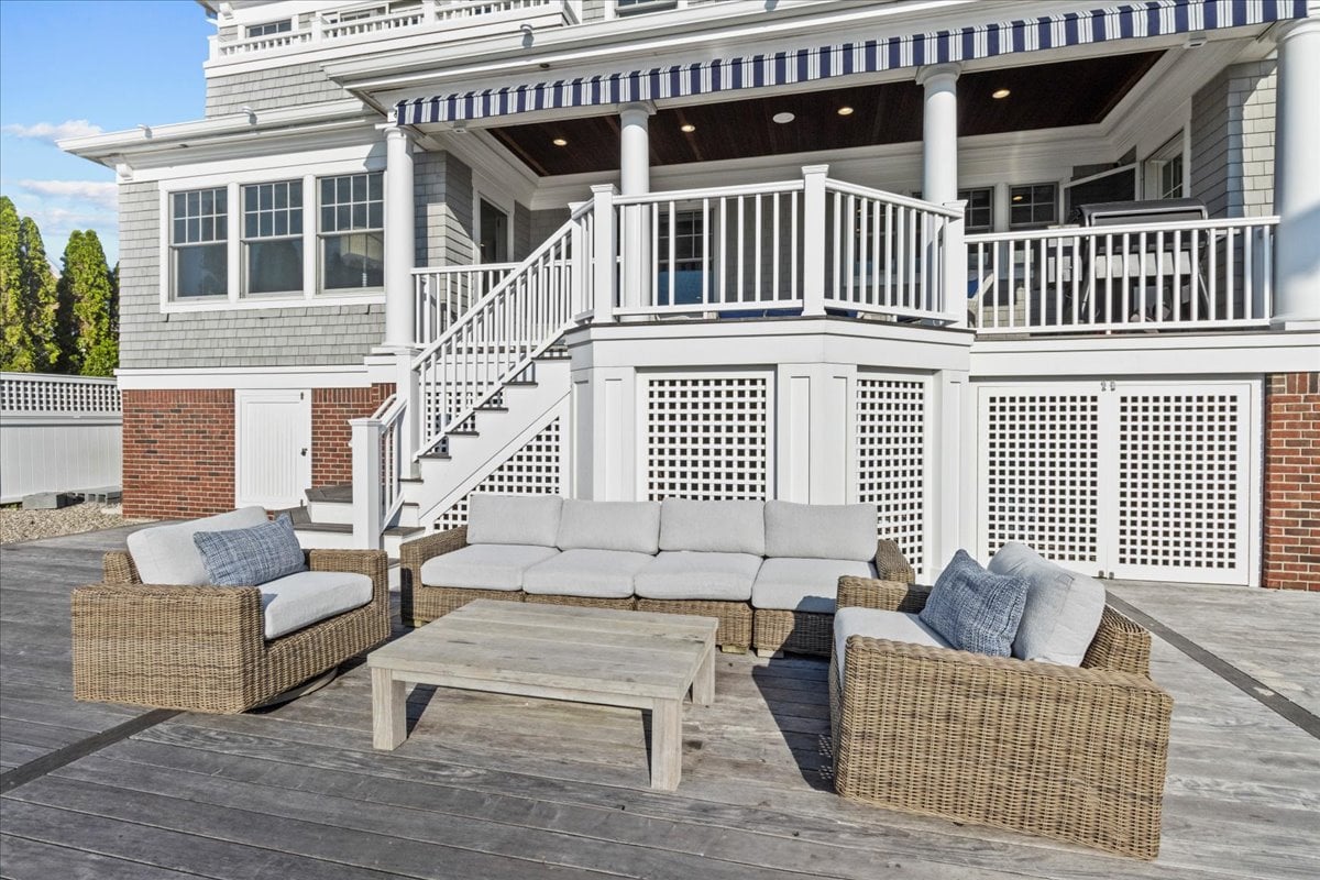 1200 Bay Avenue, Mantoloking