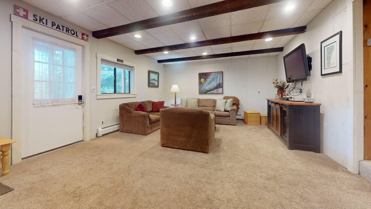 Spacious 3-level Private Home