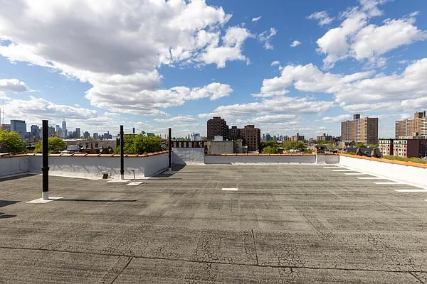 429 Clinton Avenue #62