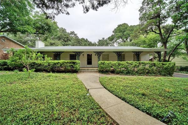 3933 Balcones DR