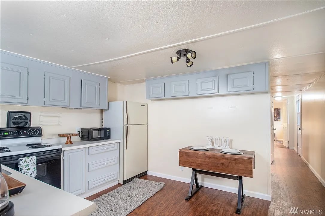 8730 206th St SE TRAILER 27