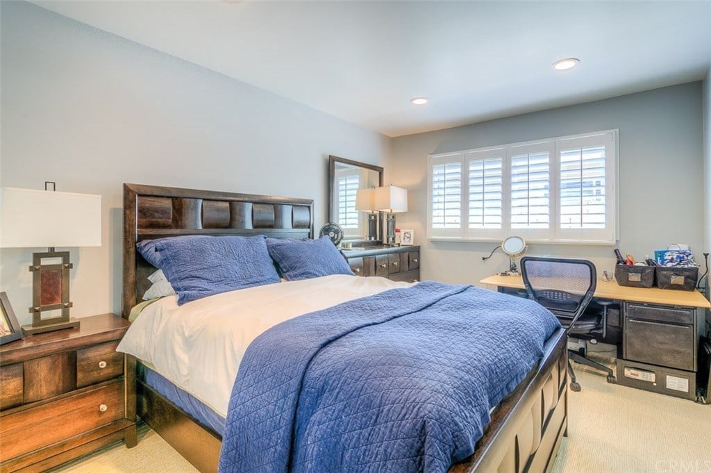 3221 Nebraska Pl