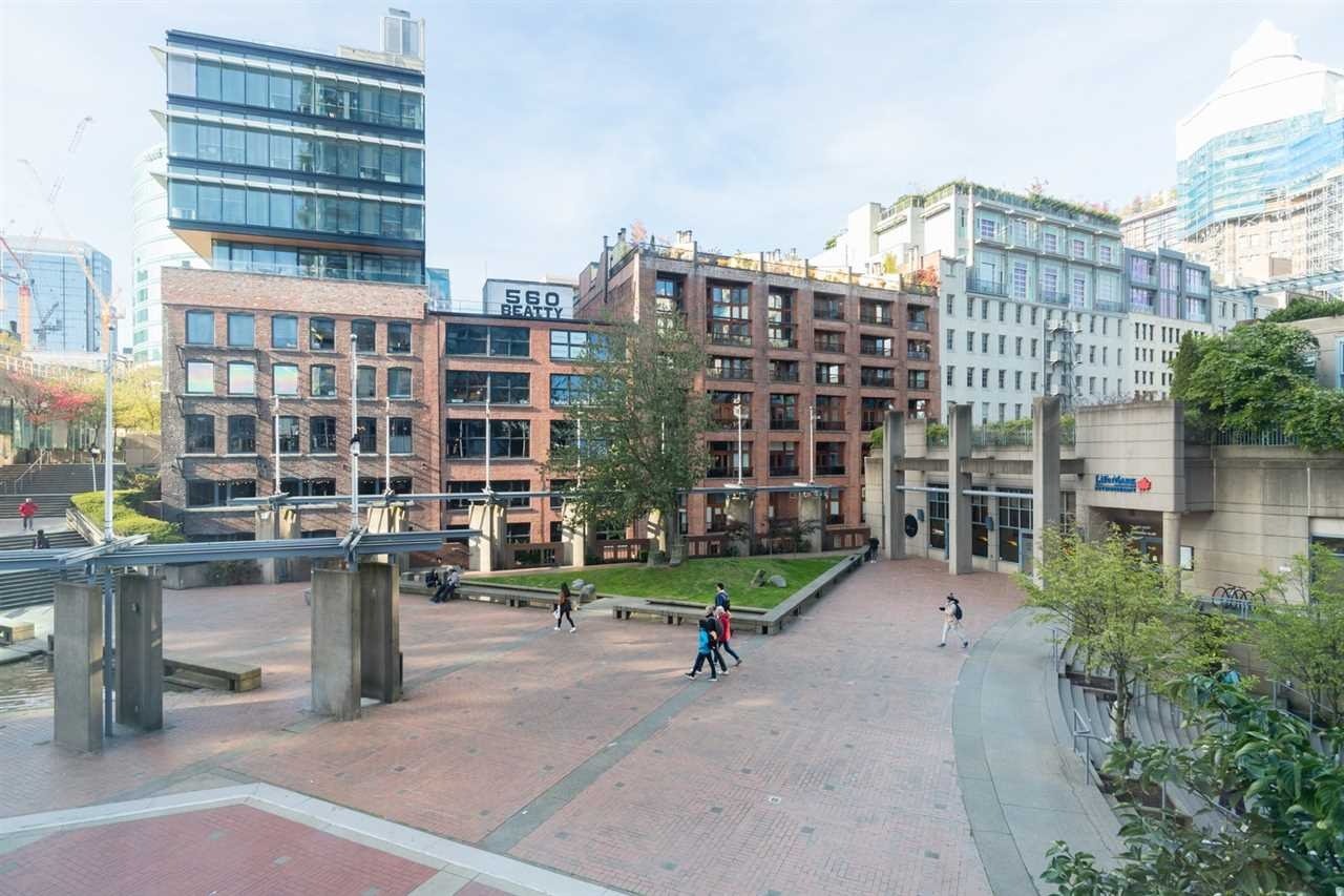 188 Keefer Pl, #503