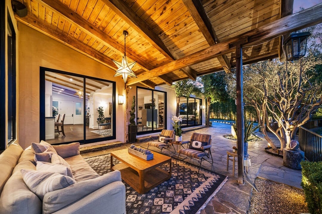 Lumina Villa