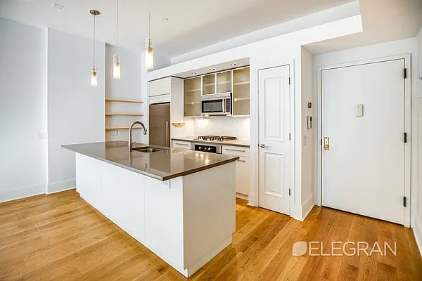 326 Melrose Street #2A