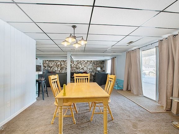12507 Terry Ave, Wayland, MI 49348