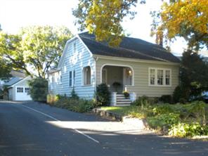 12 Carlin Street
