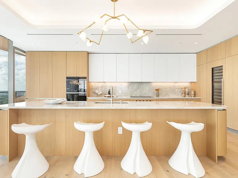 1333 S Flagler Dr #2202