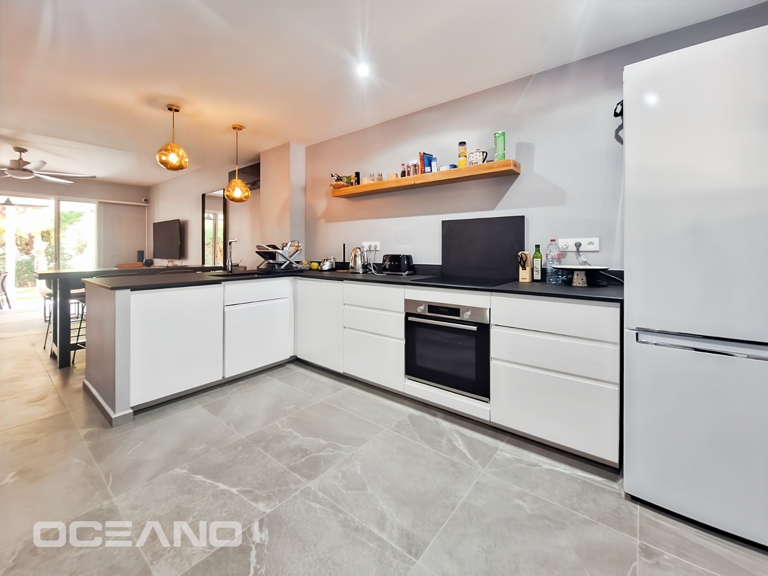 2 bedrooms Townhouse - Orient Bay
