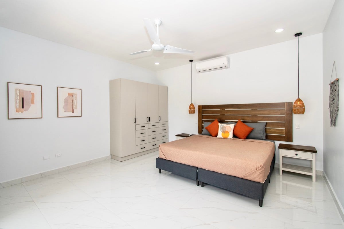 0.14 ACRES – 3 Bedroom Newly Built Modern Home Pool, Privacy, Only 5min Walk to the Beach!!!!