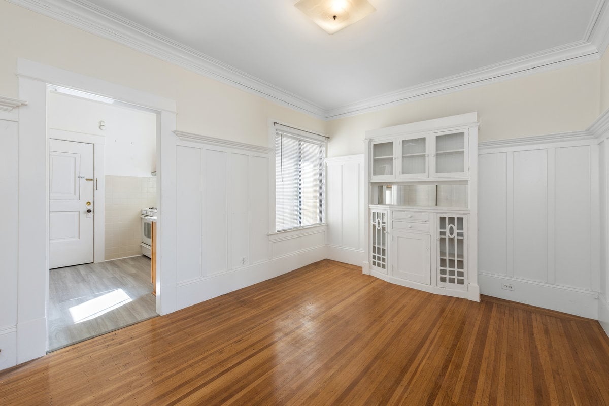 1630 Sacramento Street | 6 Units