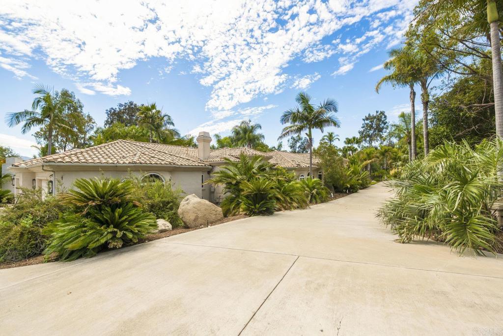 15615 Boulder Ridge Lane Poway